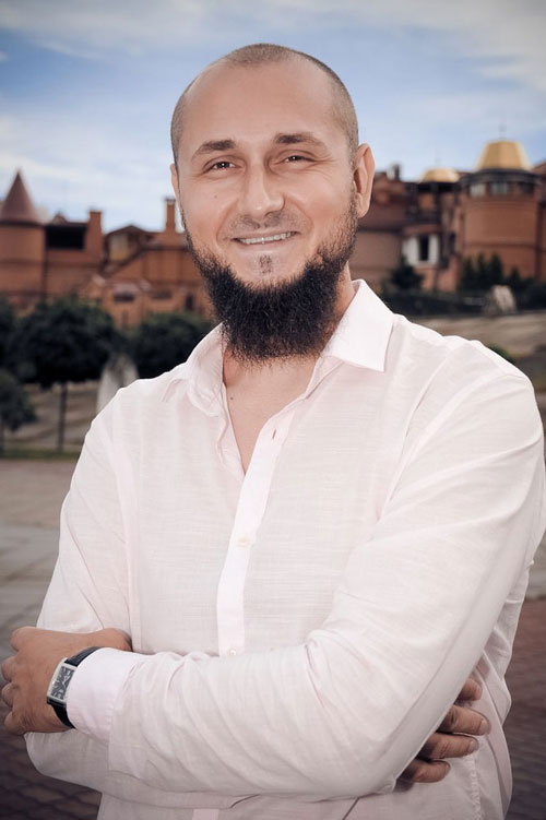 Преподаватель вокала Сергей