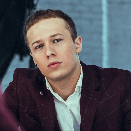 Детский пежагог по вокалу